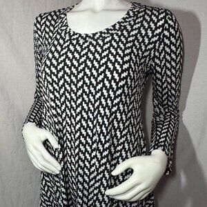 Womens Karen Kane Long-sleeve Tunic Top Handkerchief Hem Black And White Size M